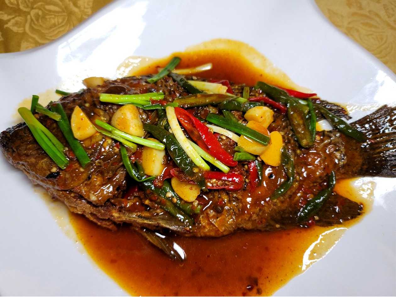 Tilapia in Chili Sauce