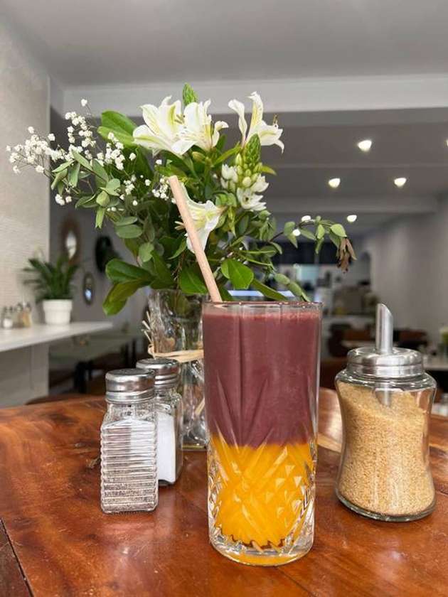 Orange And Açaí Juice