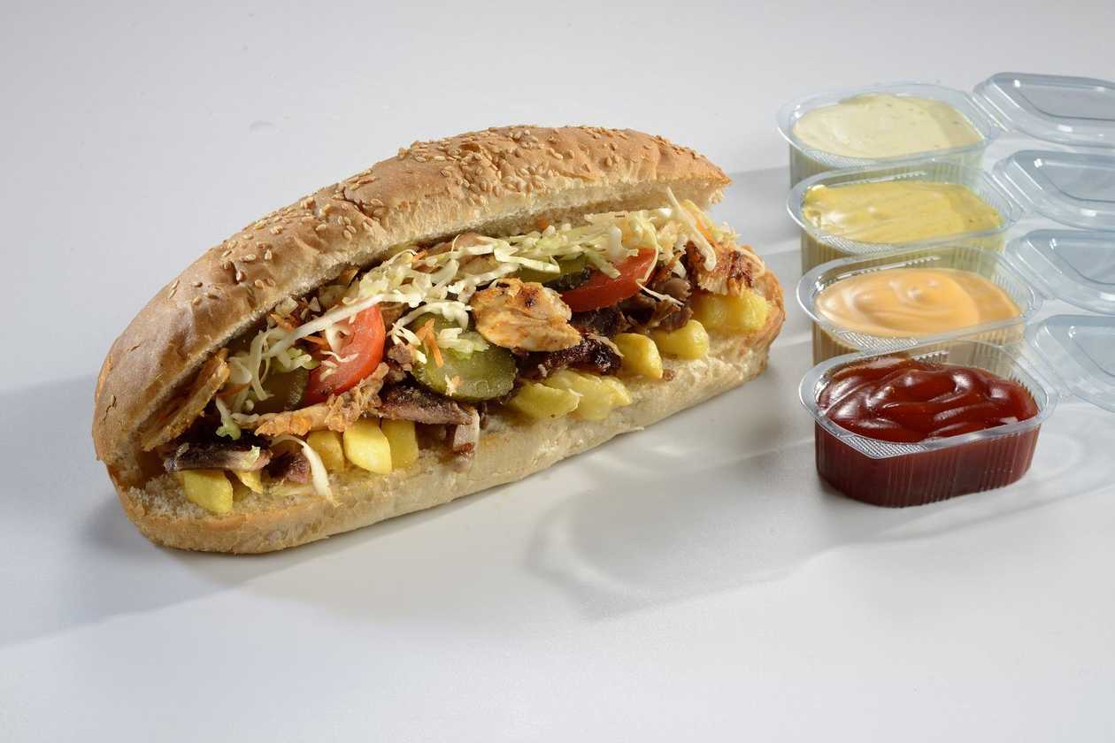 Mixed Chicken-Beef Bun Sandwich