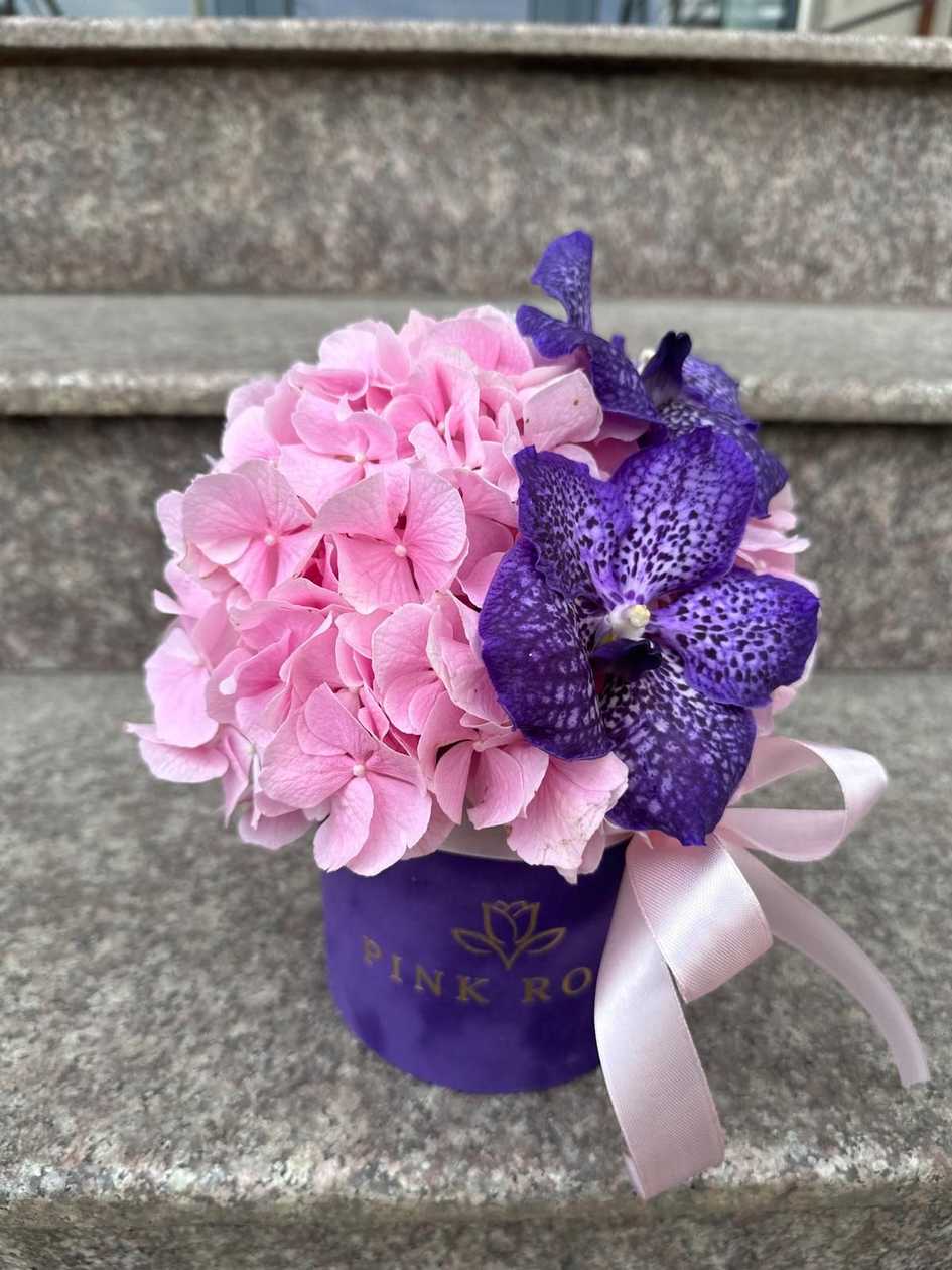 Hydrangea & Vanda orchid Box