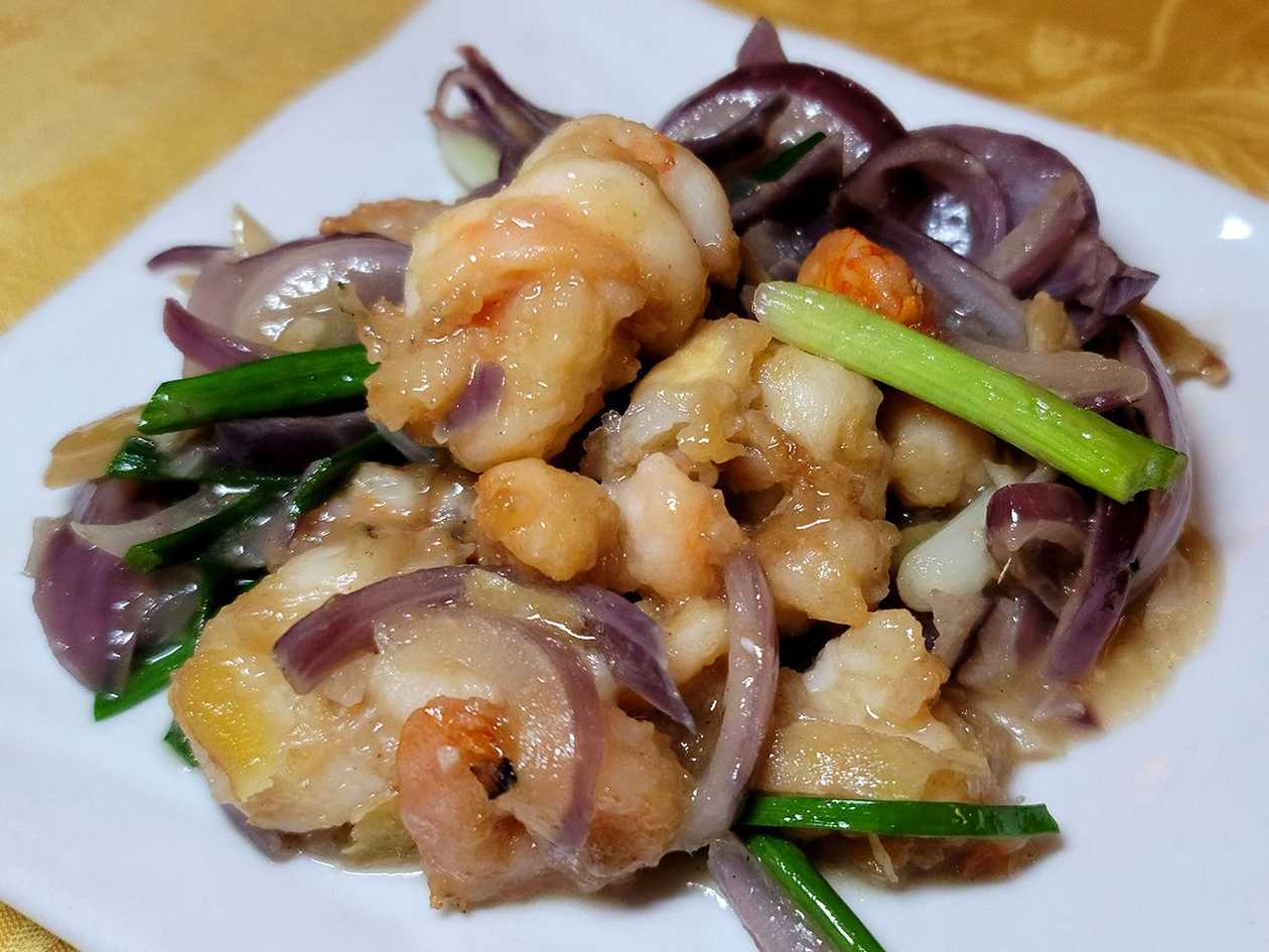 Prawn with Onion and Ginger Sauce