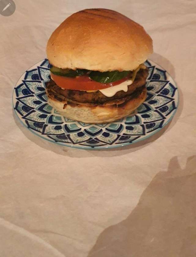 Μπέργκερ Homemade 100% κοτόπουλο