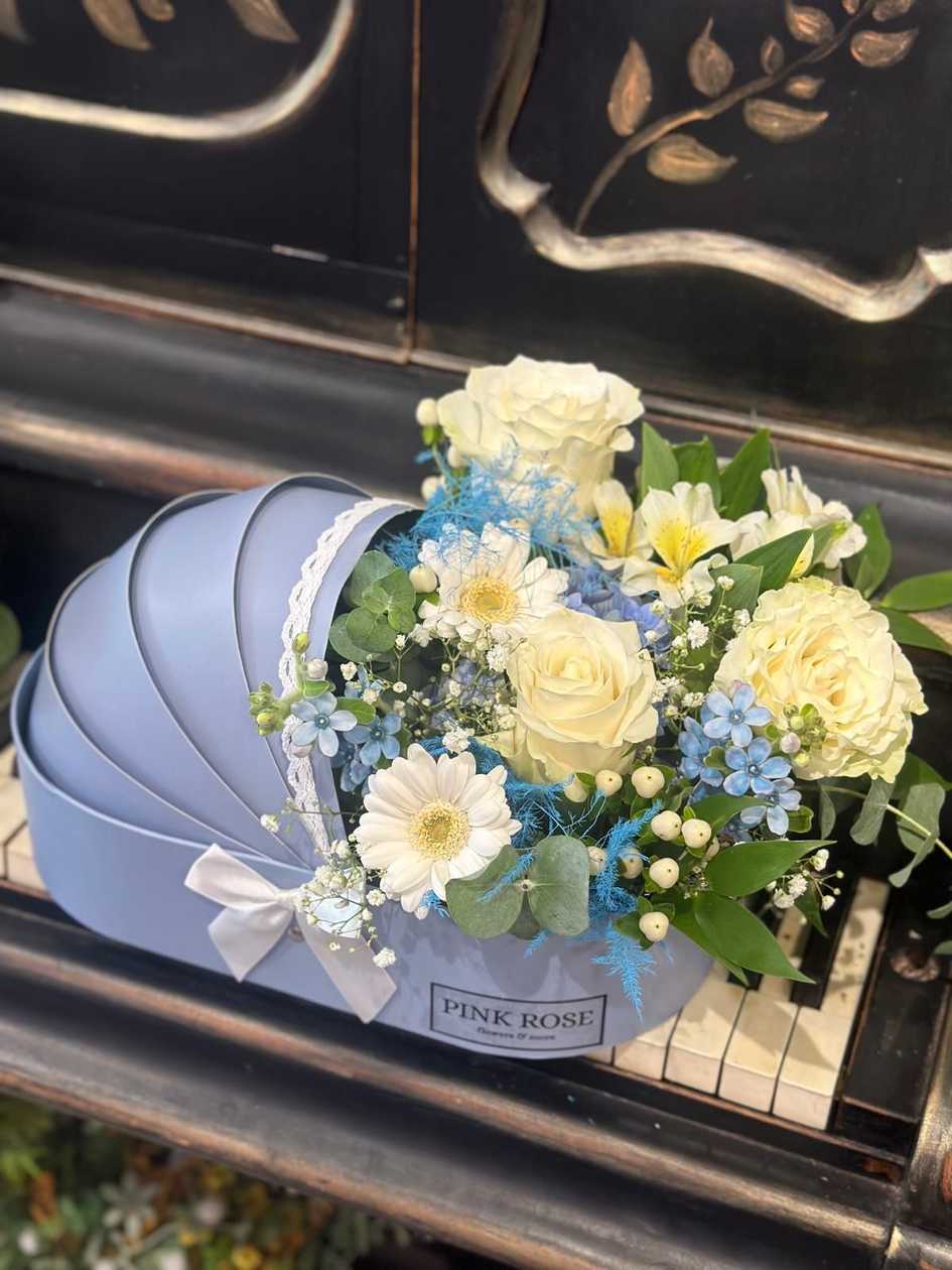 Little Boy Smile Flowers Arrangement