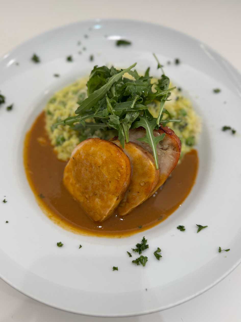 Sous Vide chicken roulade : (boneless chicken and chicken fauche in Sous Vide )