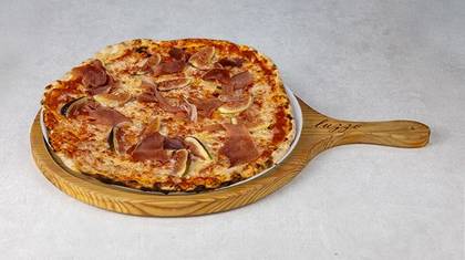 Seasonal Summer Pizza