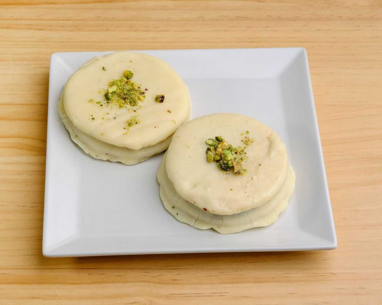 Pistachio Alfajores