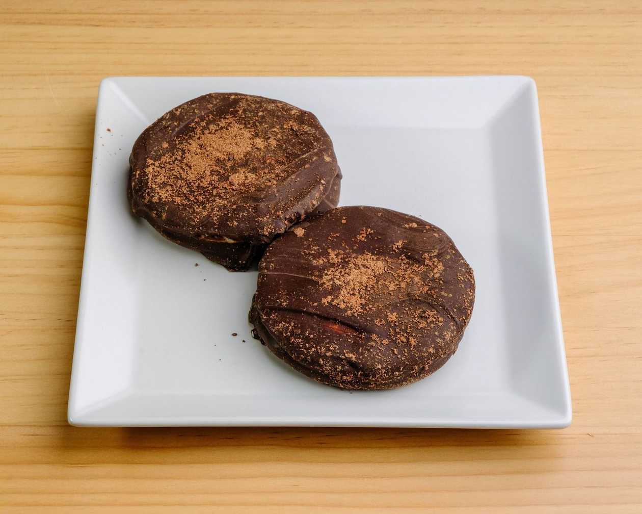 Dulce de Leche Alfajores