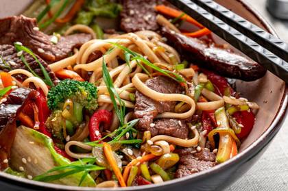 Chao Min com Carne de Vaca