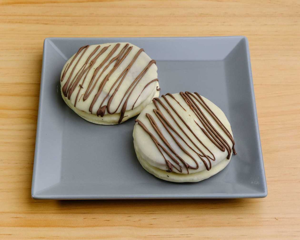 Brigadeiro Alfajores