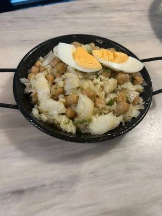 Salada de Bacalhau com Grão