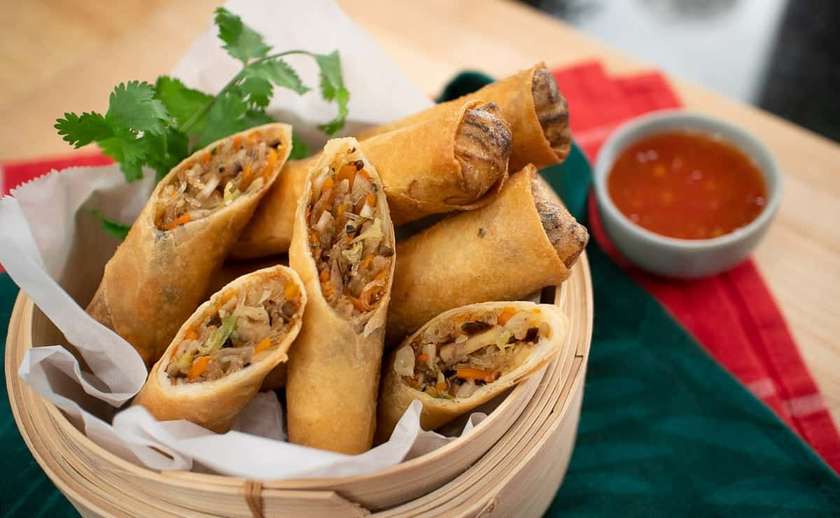 Veg Spring Roll (2 PCS)