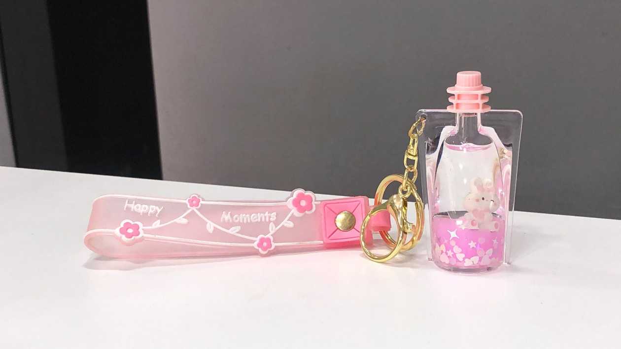 Buttle Dovşan Sulu Keychain (Pink)