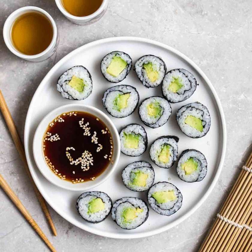 Cali Rolls obalené v sezamu