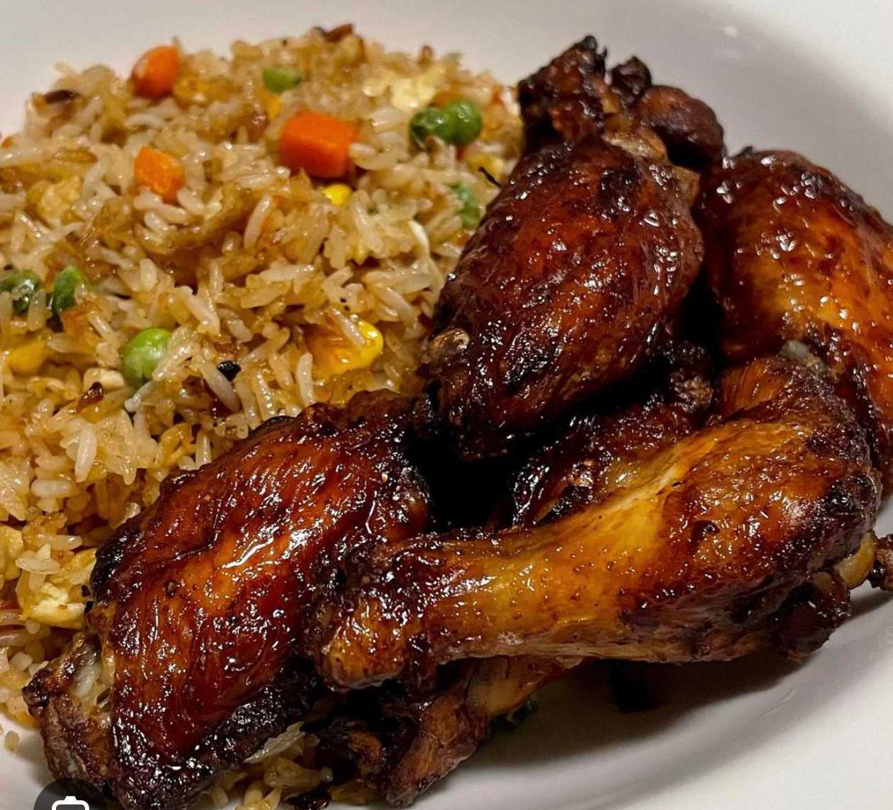 Fried Rice & Spicy Chicken Wings