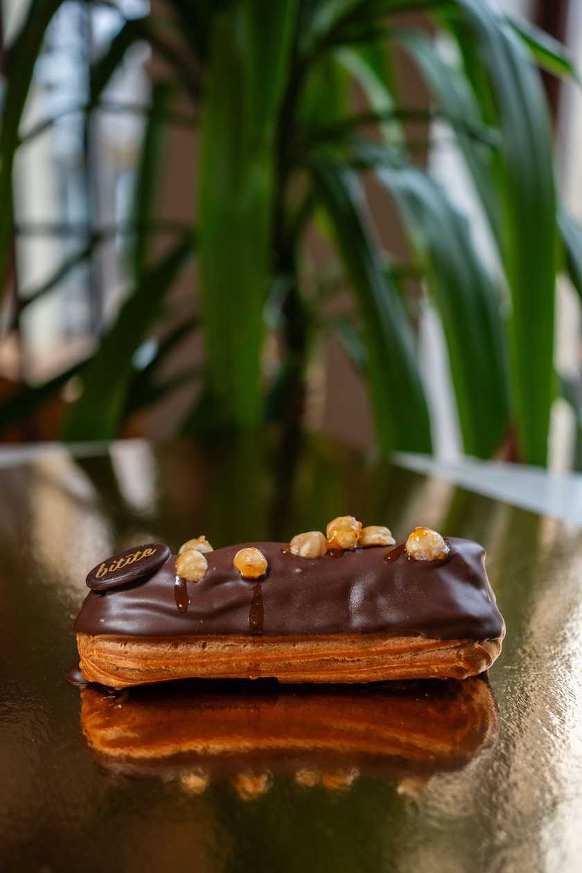 Hazelnut éclair