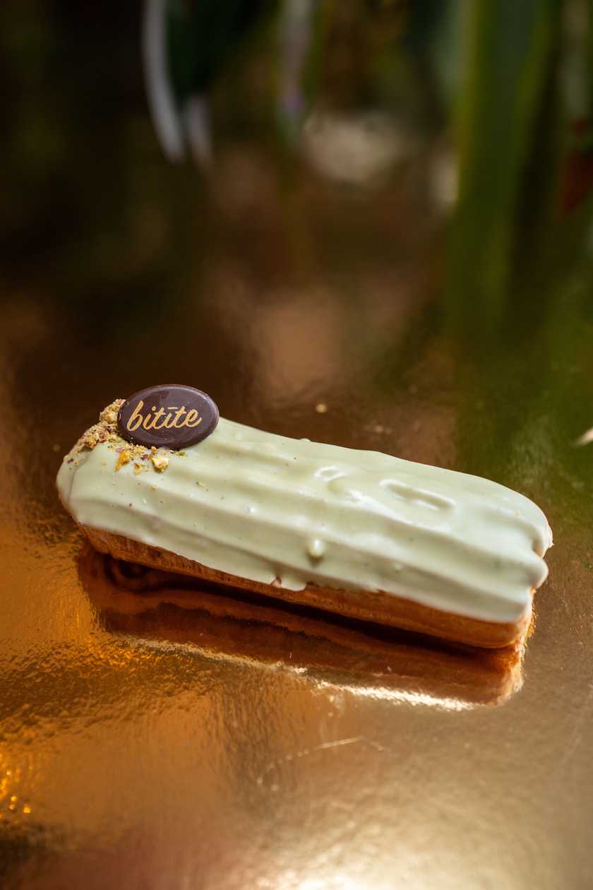 Pistachio eclair