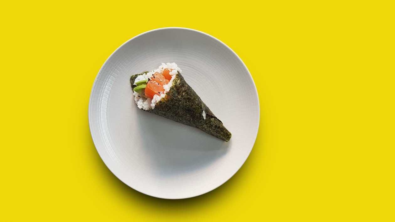 Salmon Temaki