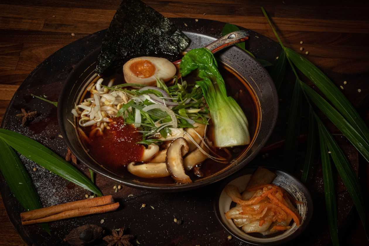 Japchae Ramen (800ml)