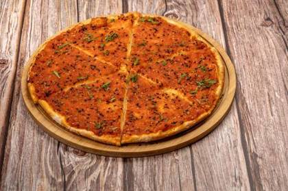 Muhammara manakesh pie