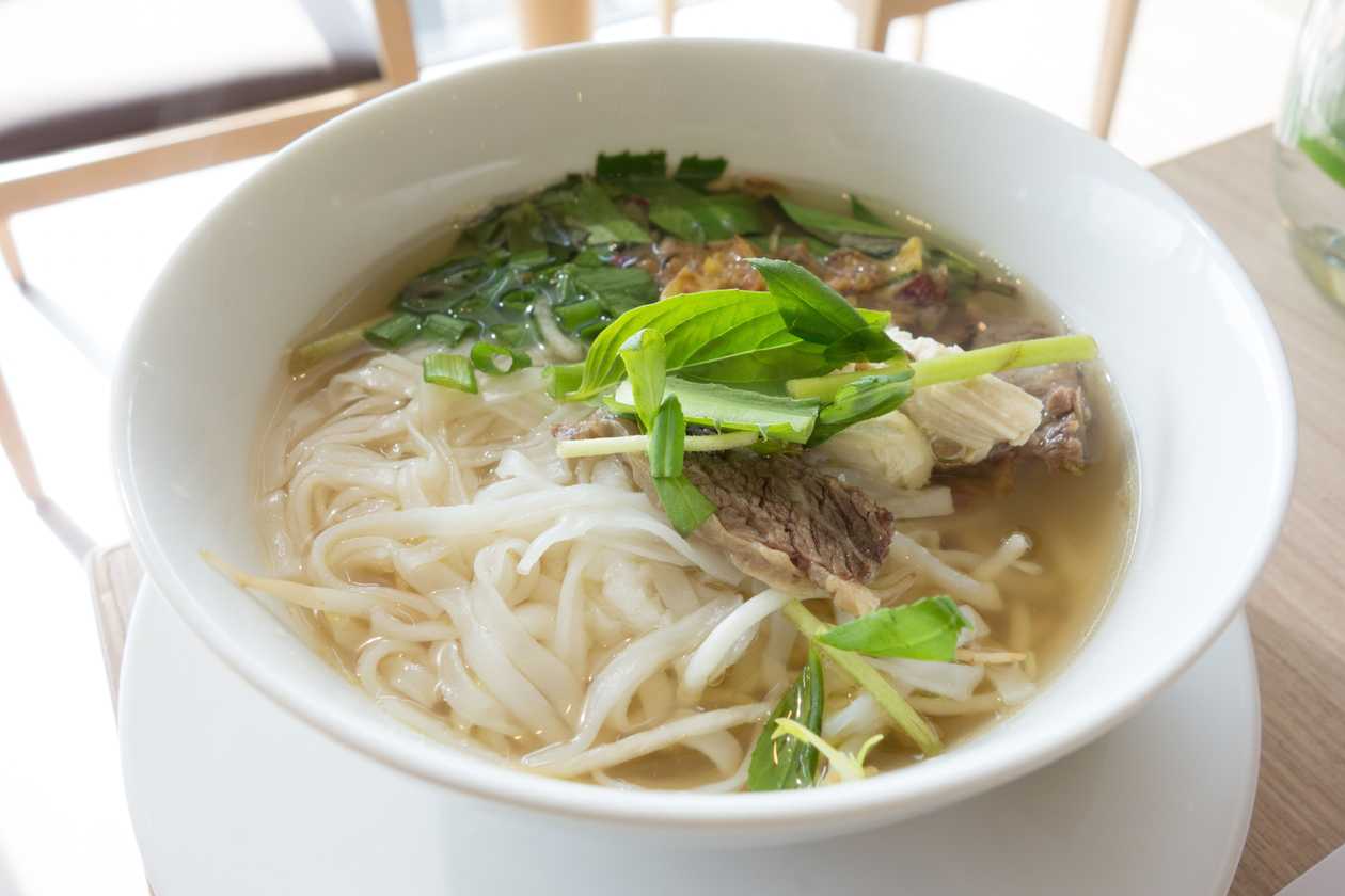 Phở bò tái