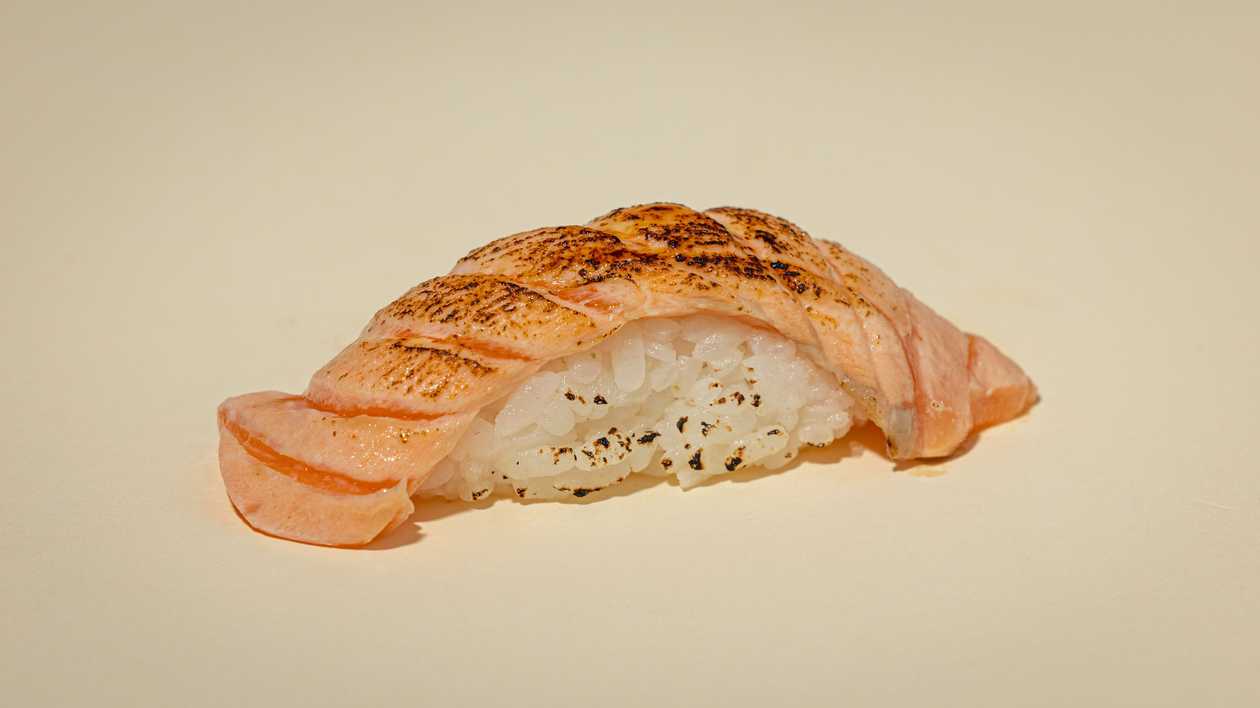 Salmon Aburi Nigiri