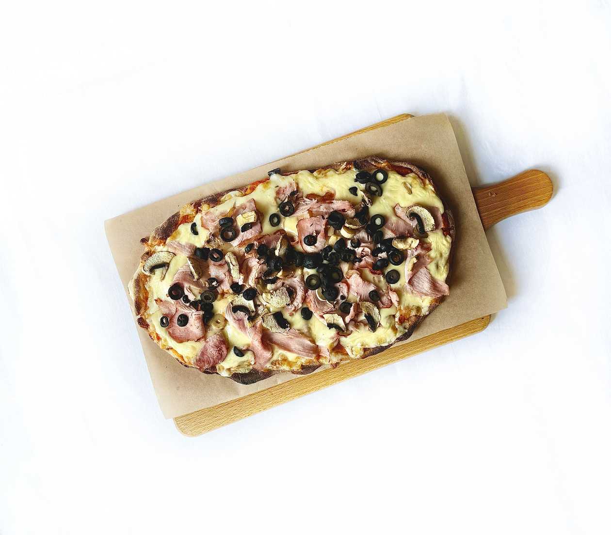 Pinsa Capricciosa (32x20cm)