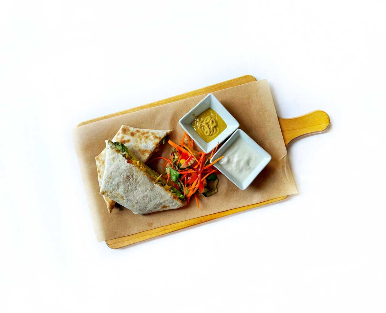 Crunch wrap s dýňovým guacamole a veganským "šunkovým salámem"