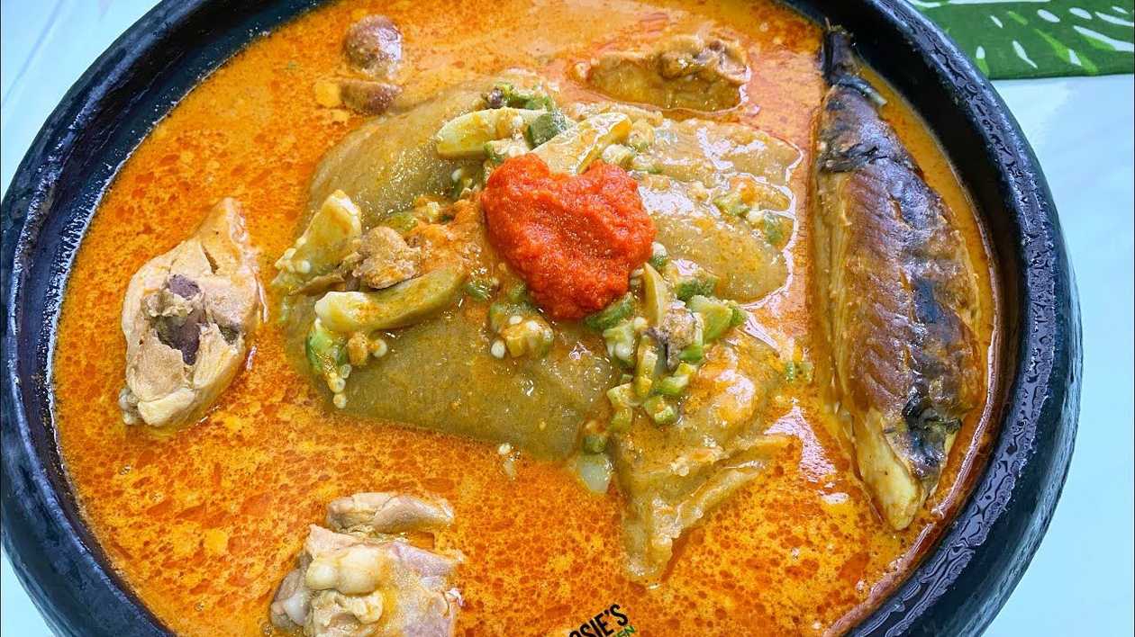 Kokonte with soup