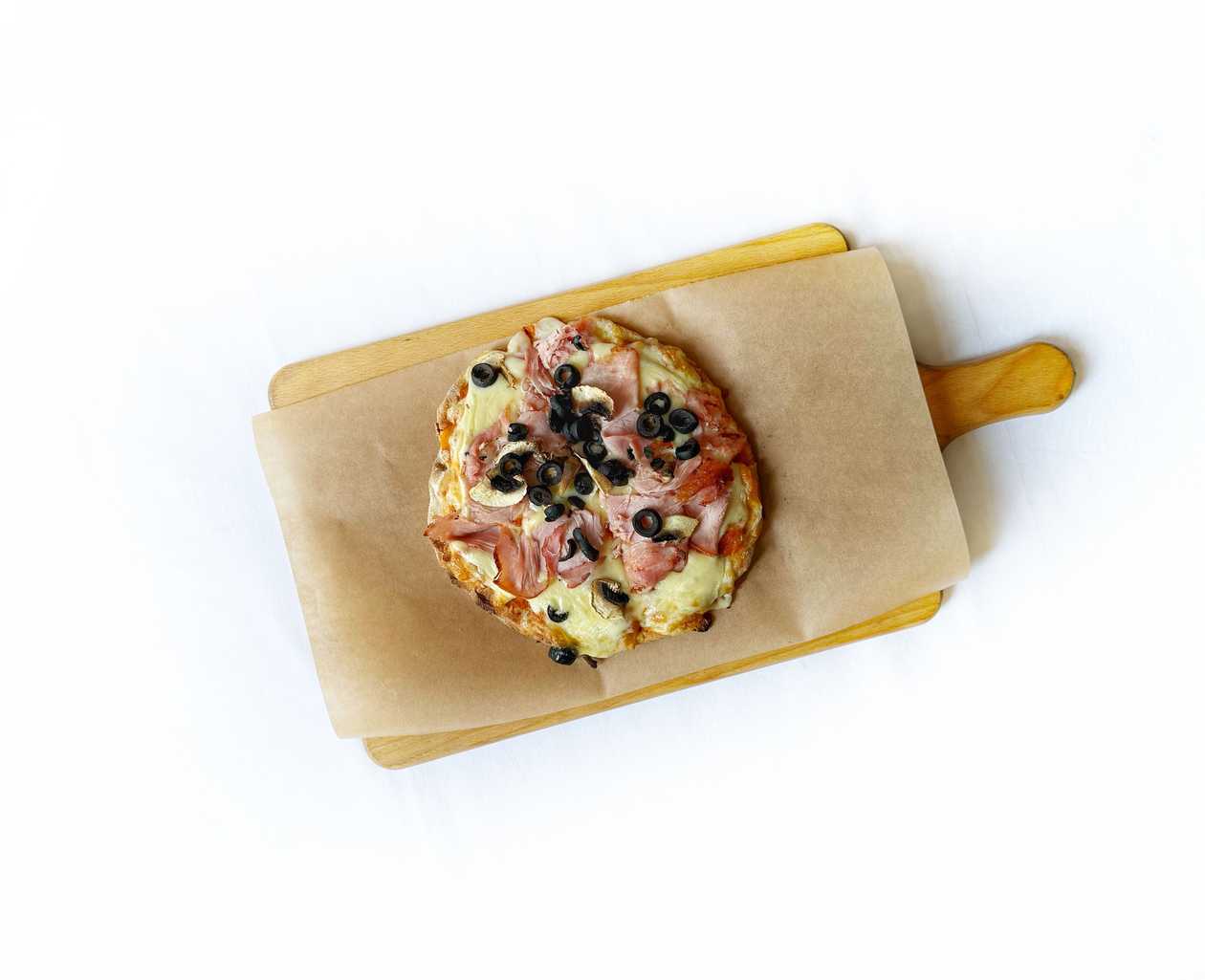 Round Pinsa Capricciosa (Ø 20cm)