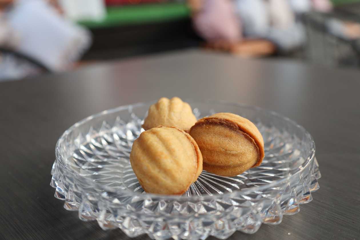 Nut Cookie