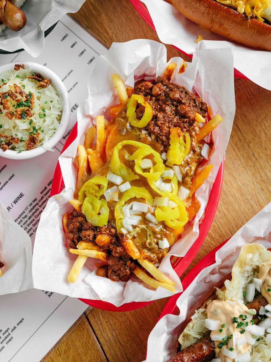Chili cheese fries