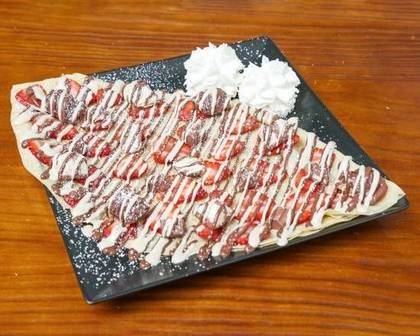 Crepe, Waffle ou Panquecas com Kinder Mania