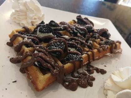 Crepe, Waffle ou Panquecas com Oreo