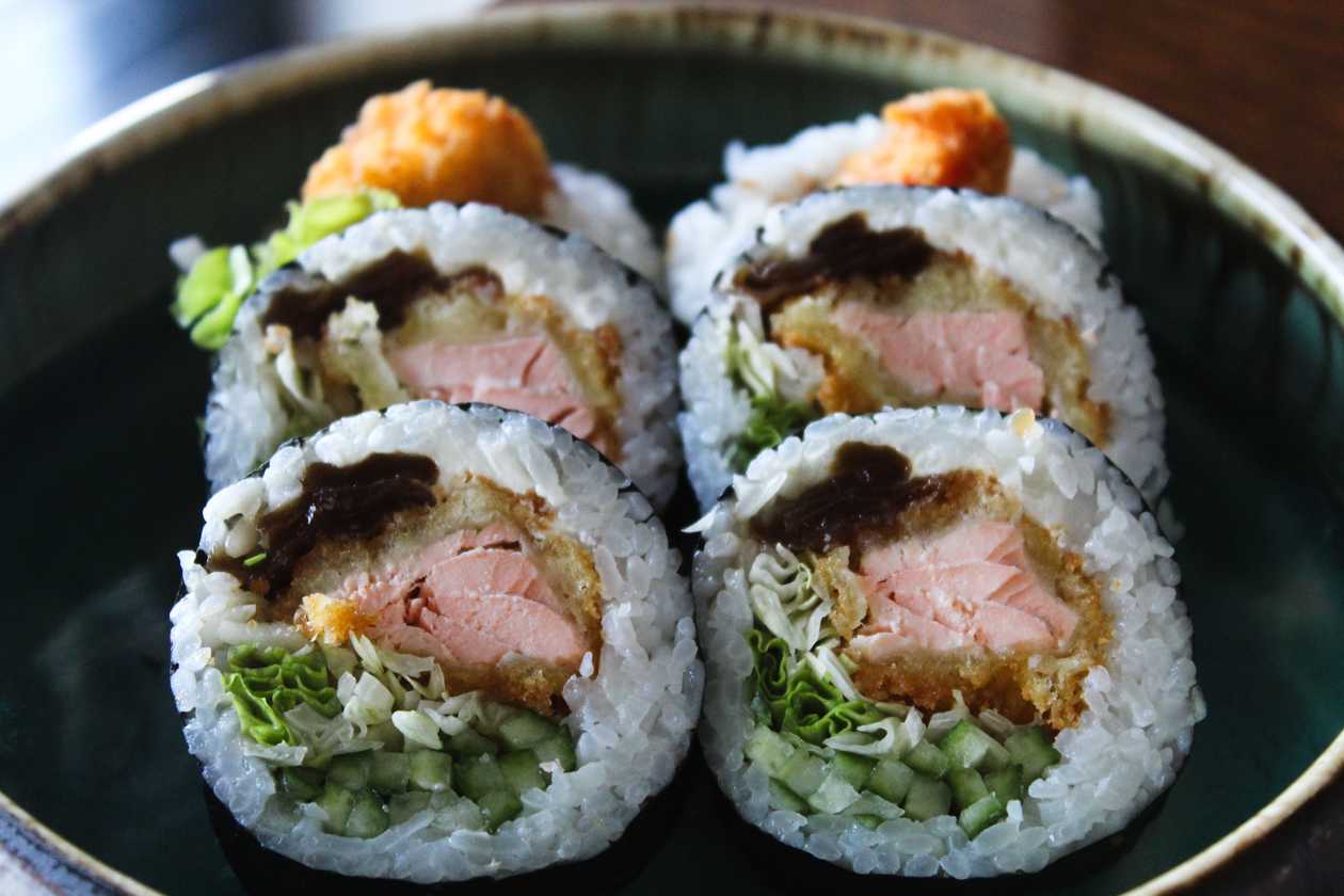Futomaki łosoś w panko
