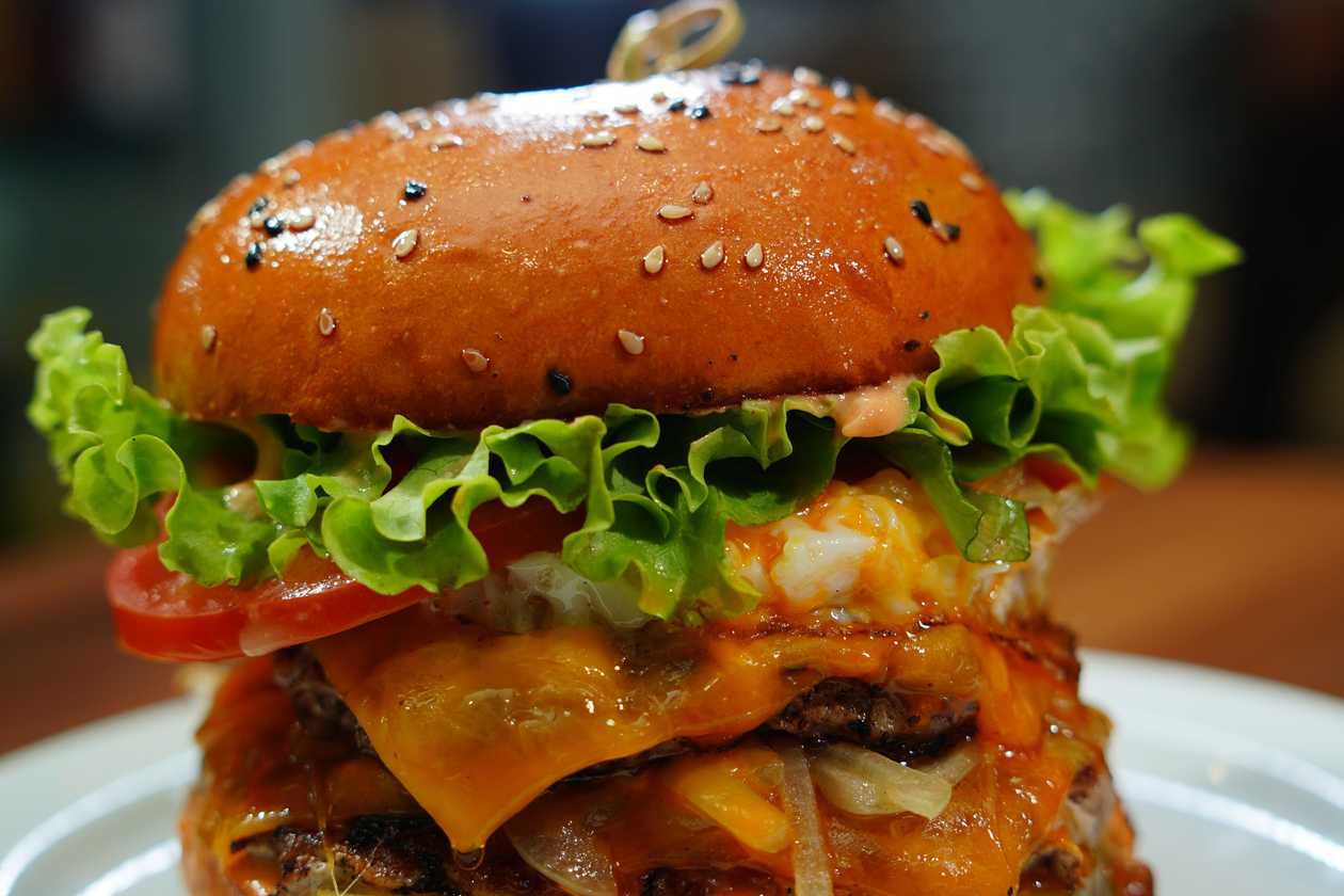 Love Special Burger (Halal)