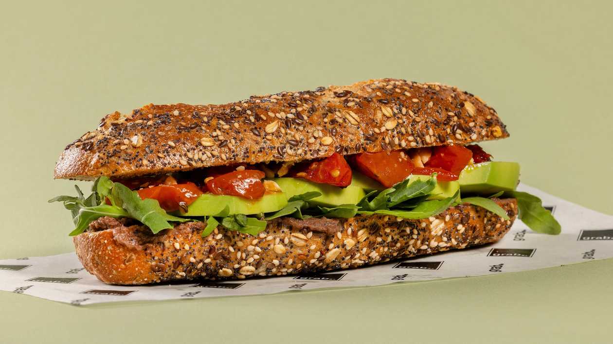 Vegan Μπαγκέτα Με Αβοκάντο, Ελιά, Ντομάτα