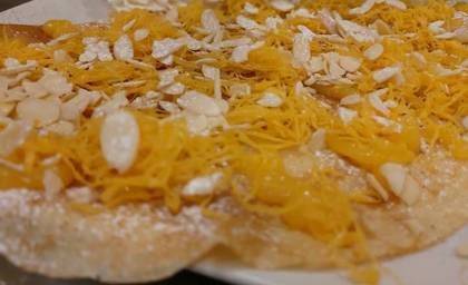 Crepe, Waffle ou Panquecas de Pasteleiro com Fios de Ovos