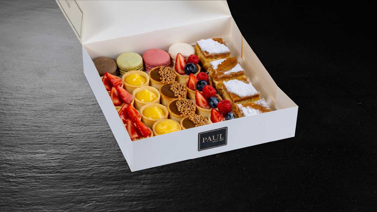 Special Day Celebration Of Mini Delights Platter Small