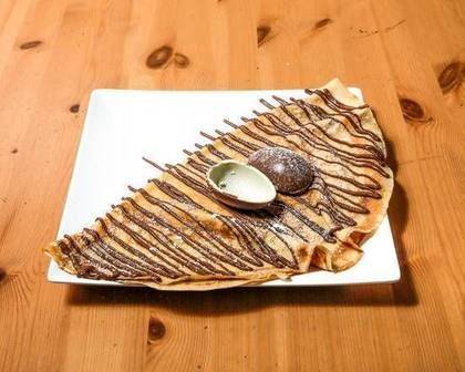 Crepe, Waffle ou Panquecas com Ovo Kinder