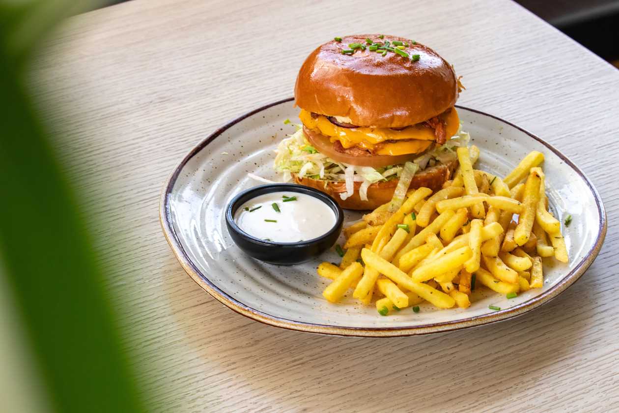 Bonefree Cheeseburger
