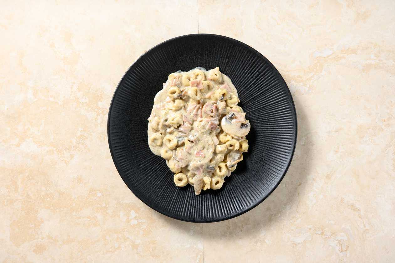 🆕 Pasta Tortellini Crema, Prosciutto e Funghi