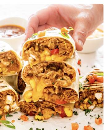 Burrito Mexican de Porc cu Sos Rosu