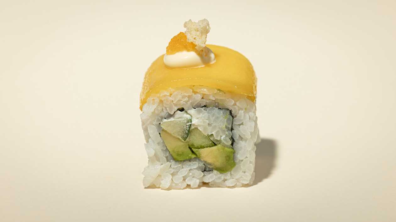 Creamy Mango Roll
