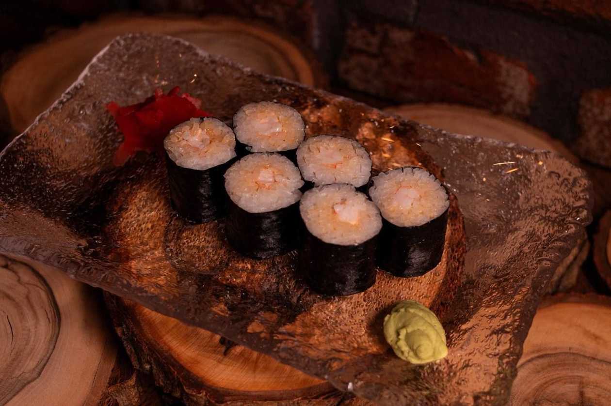 Shrimp Maki Roll