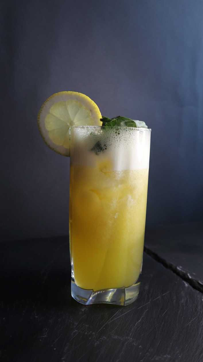 Mango Lemonade & Basil