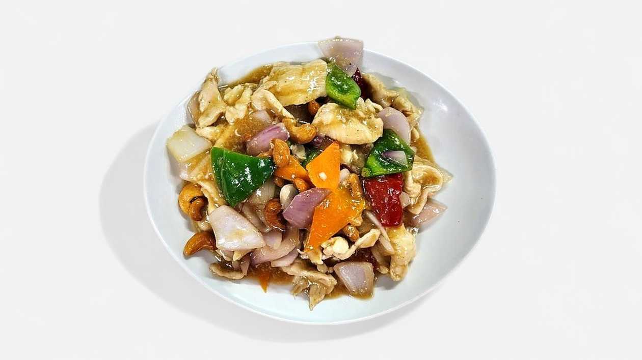 62. Chicken with Cashew Nut