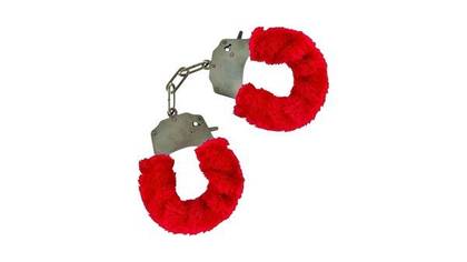 Mokko Pure Joy Handcuffs – plush handcuffs with keys red