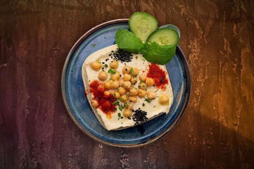 HUMMUS
