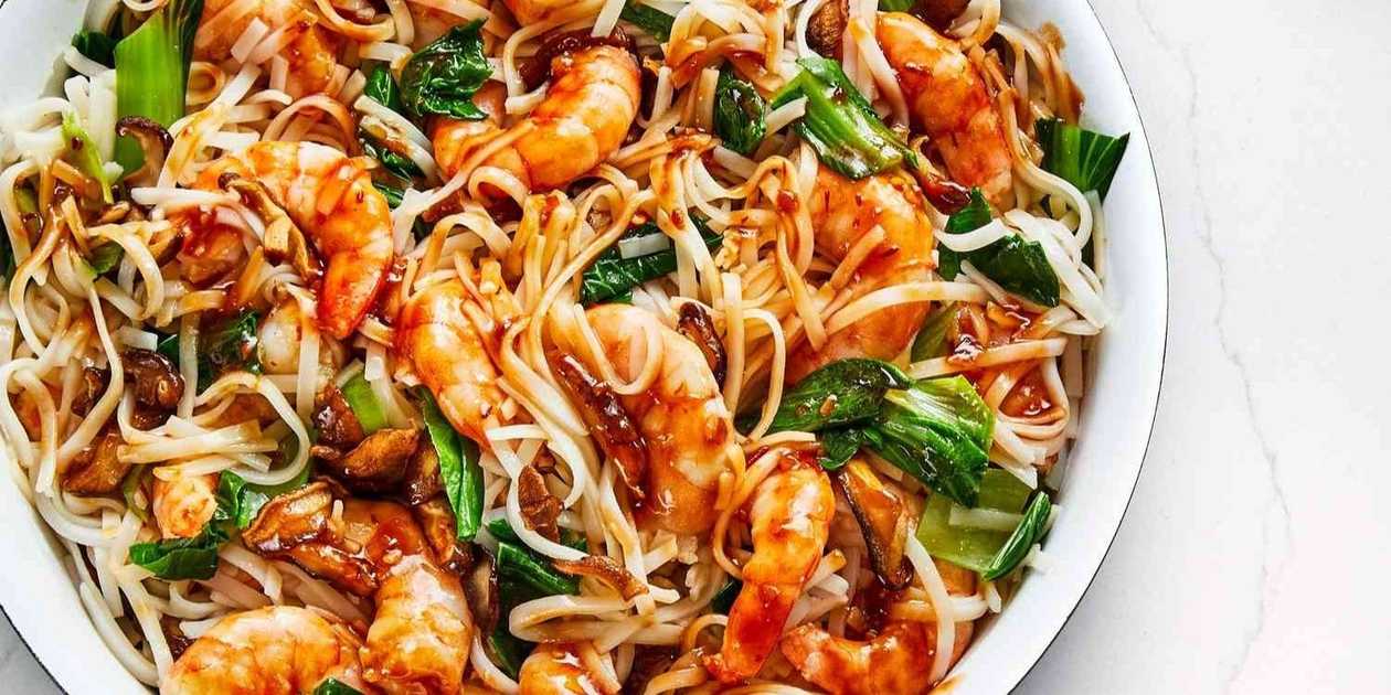 Noodles with Assorted and Shrimps - RM