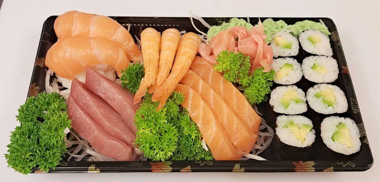 SS09 Sashimi Sushi Set XL